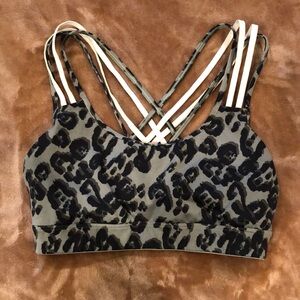 M Victoria Sport Leopard Print Strappy Sports Bra Olive Black